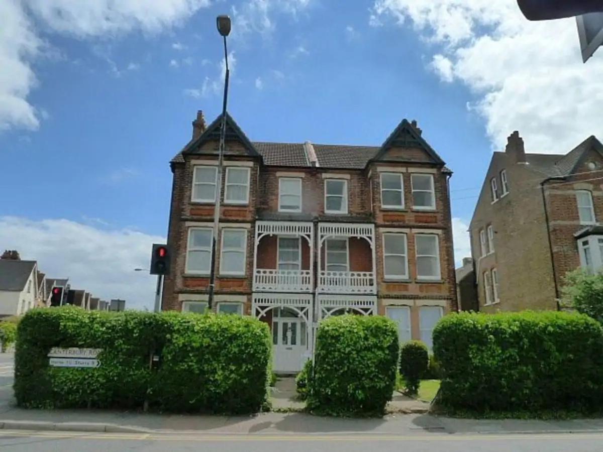 Top Floor Flat With Sea View Herne Bay Exterior foto